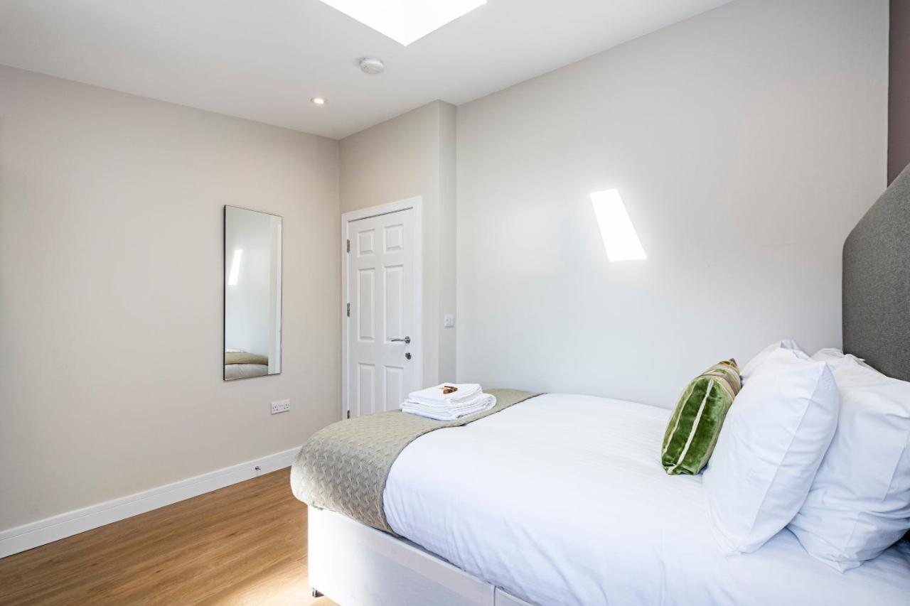 South Woodford 2 Bed En-Suite House 伦敦 外观 照片